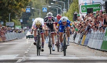 Profi-Radrennen: Deutschland-Tour-Etappe in  Marburg