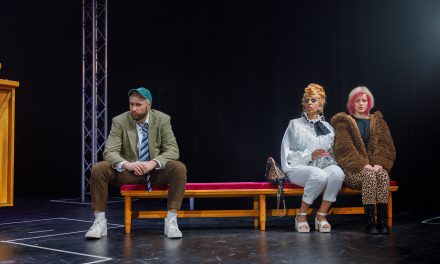 „Der zerbrochene Krug“