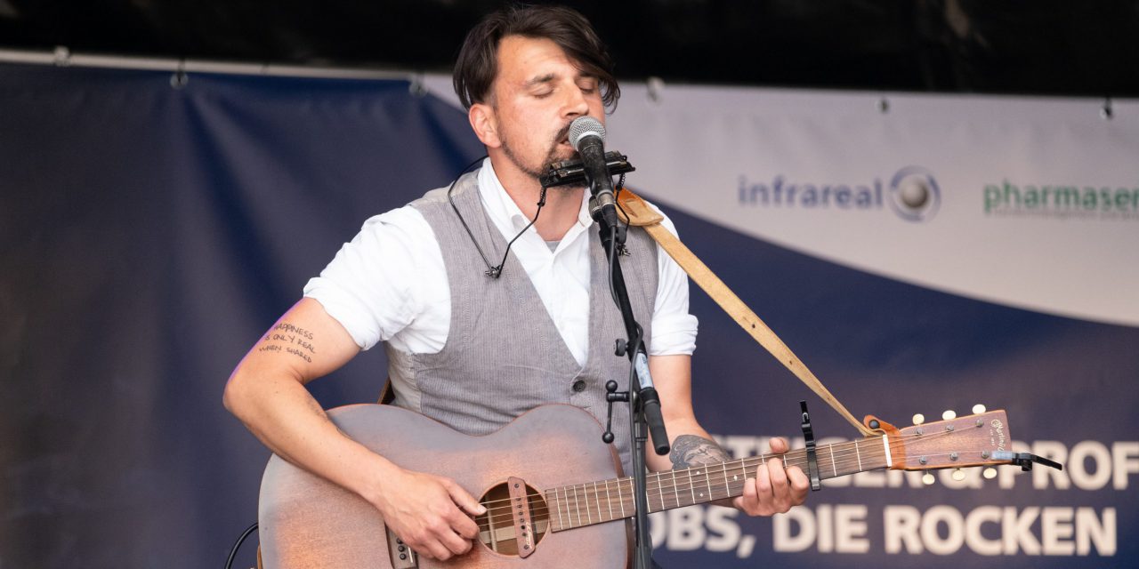 Haus & Düppers + Your Friendly Folksinger