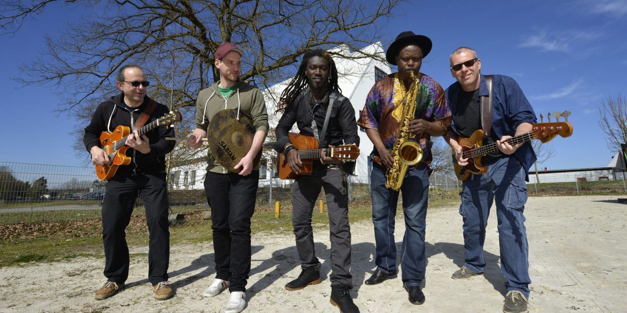 Afro Kunda & Strings auf der Waldbühne