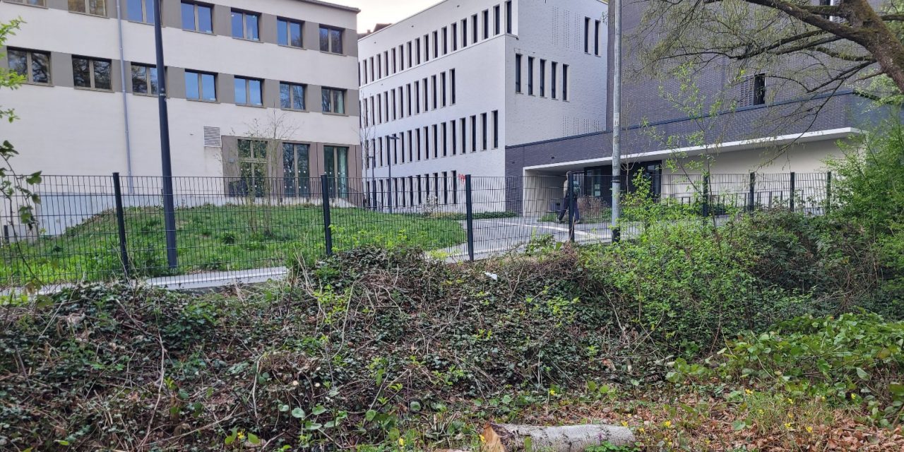 Alter BotGar: Protest gegen Südeingang