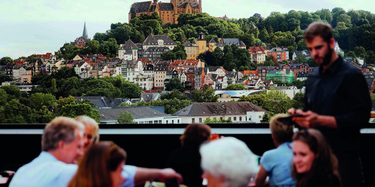 Altstadtflair mit Panorama und Genuss