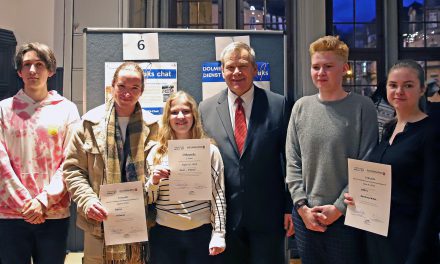 Studentische Initiative gewinnt Integrationswettbewerb