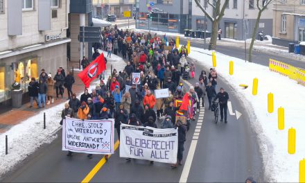 Gießen: 15.000 gegen Rechts