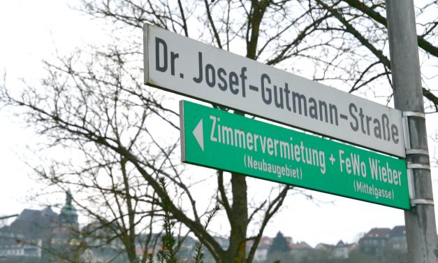 Prügel-Priester wird nicht mehr geehrt