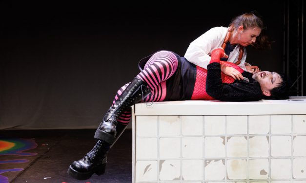 „Drama für dem Kopf (Ein Klamauk)“