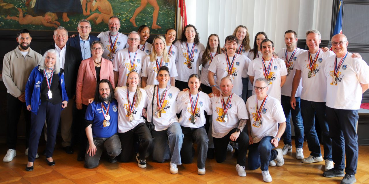 Goldene Sportplakette für BC Marburg Damen