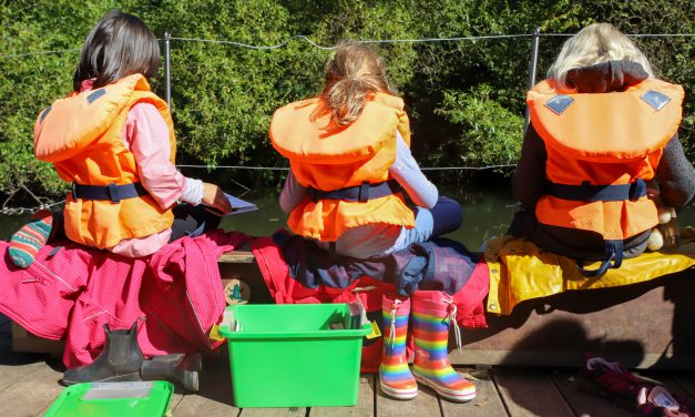 Auf dem Fluss unterwegs