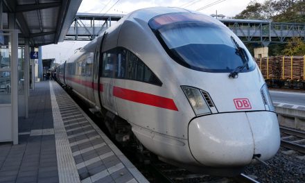 Bahn halbiert ICE-Halte