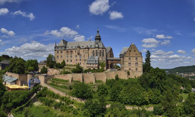 Landgrafenschloss öffnet wieder
