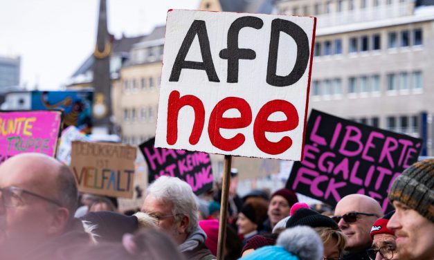 Wahlen, Demokratie, Kriege und Konflikte