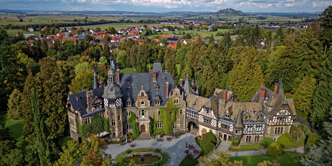 Land saniert Schloss Rauischolzhausen