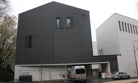 11,1 Millionen Euro für schwarz-mattes Uni-Gebäude