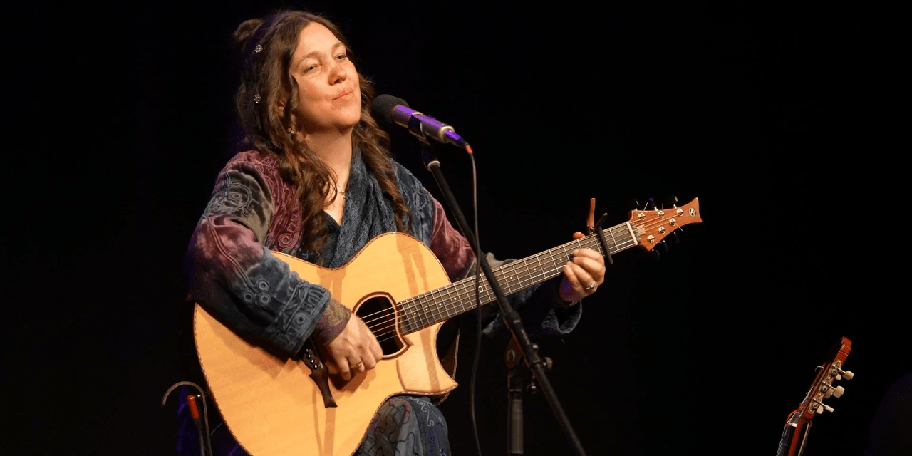 „Sinead o’Connor meets Loreena McKennitt“