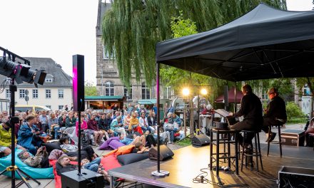 Sommertheaterfest am Firmaneiplatz 