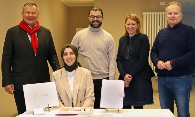 „Vielraum“ stellt edle Papierwaren aus