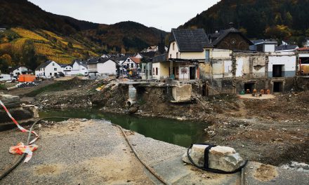 Spenden für Hochwasser-Katastrophe