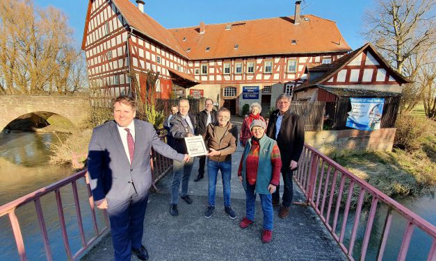 Züge, Dörfer und Geflüchtete